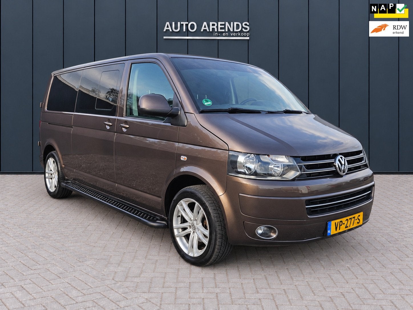 Volkswagen Transporter L2 Automaat 140pk | MARGE - GEEN BTW|, Auto's, Euro 5, Gebruikt, Zwart, 4 cilinders