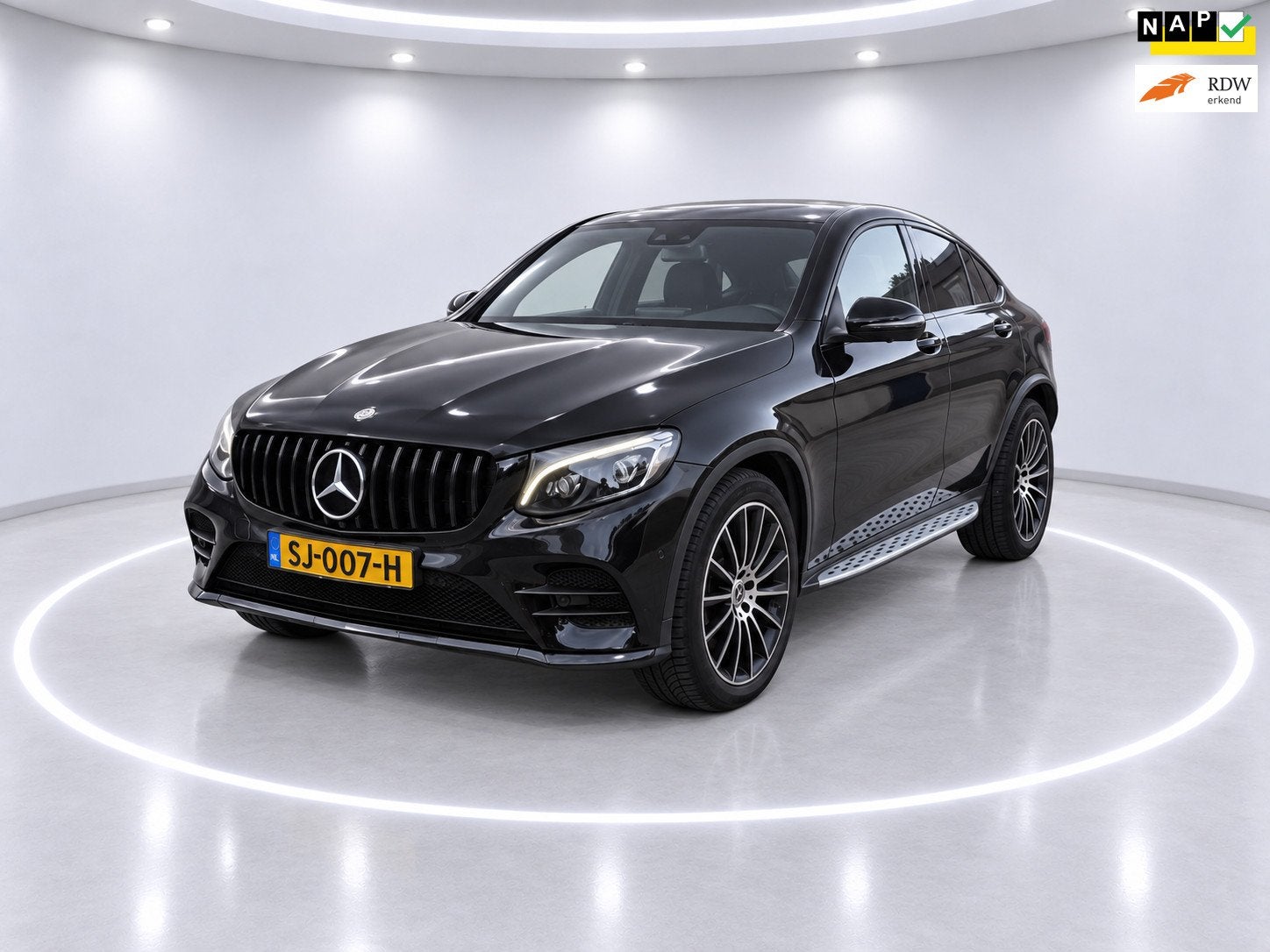 Mercedes-Benz GLC-klasse Coupé 250 4MATIC Premium Plus, Auto's, Automaat, Dealer onderhouden, Gebruikt, 4 cilinders