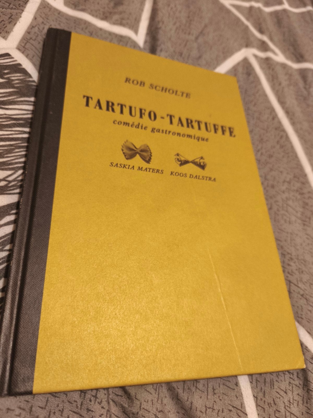 Tartufo-Tartuffe: Comédie Gastronomique - Rob Scholte, Boeken, Overige typen, Ophalen of Verzenden, Zo goed als nieuw, Europa