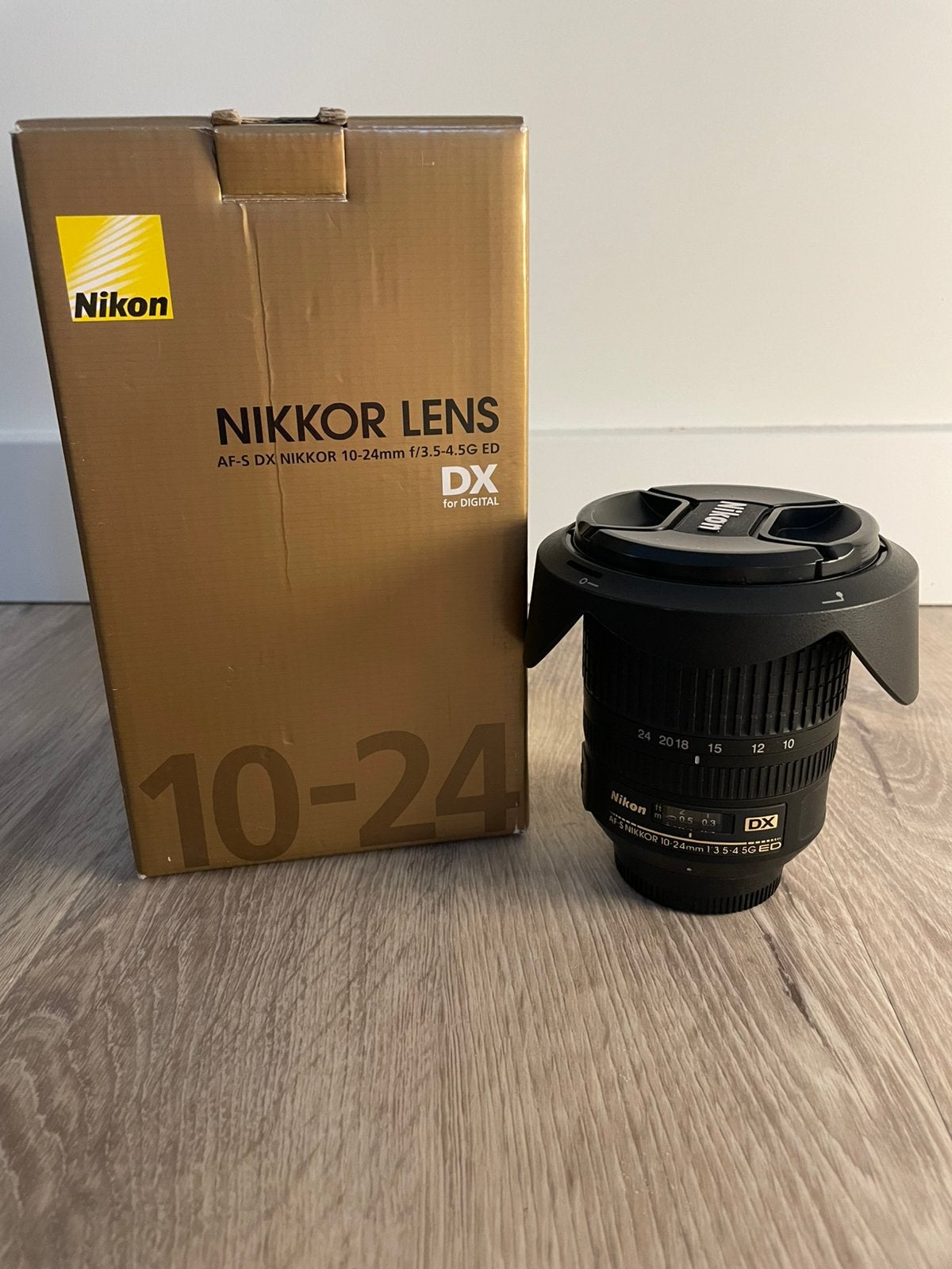 Nikon AF-S DX NIKKOR 10-24mm f/3.5-4.5G ED, Audio, Tv en Foto, Fotografie | Lenzen en Objectieven, Ophalen of Verzenden, Zo goed als nieuw