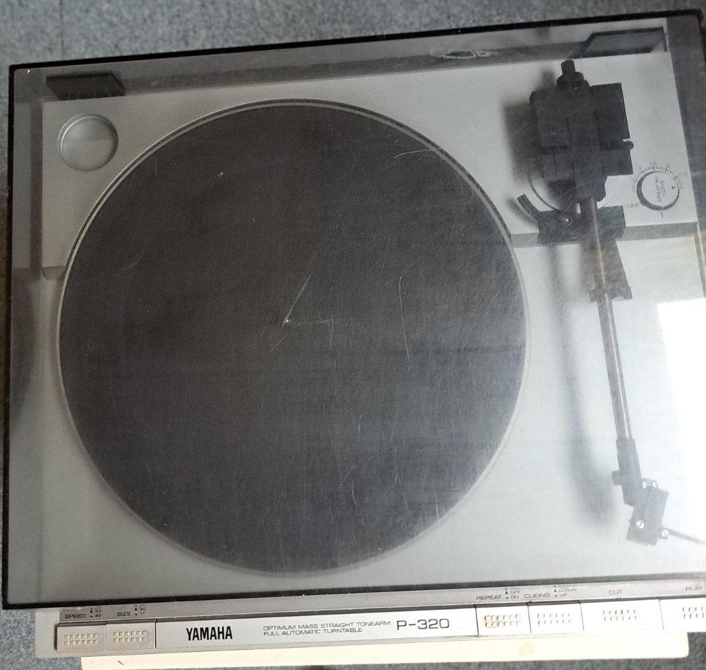 Yamaha P320 platenspeler, Audio, Tv en Foto, Ophalen of Verzenden, Gebruikt, Platenspeler, Overige merken