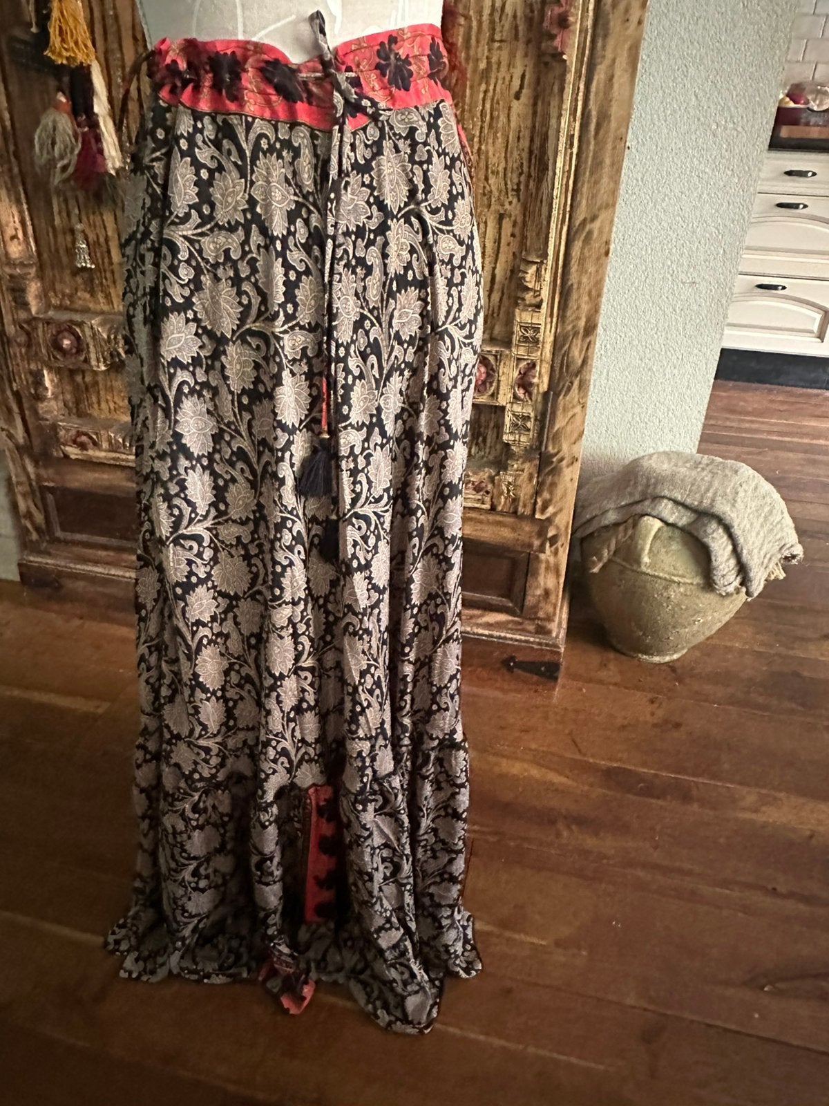 Ibiza rok T2, Ophalen of Verzenden, Nieuw, Maat 38/40 (M), Onder de knie