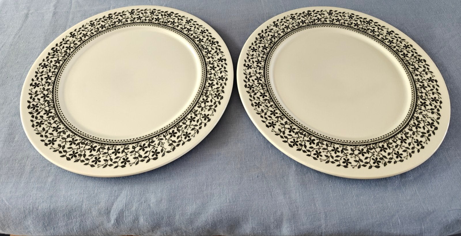 Figgjo Flint 3105 dinner borden 2x, Ophalen of Verzenden, Zo goed als nieuw, Bord(en), Overige stijlen