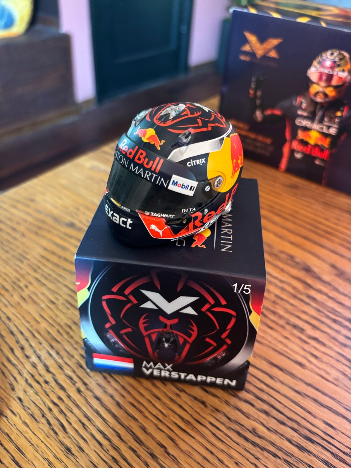 Max Verstappen Helm 2018 Spaanse GP 1/5 Schaal, Ophalen of Verzenden, Zo goed als nieuw, Formule 1