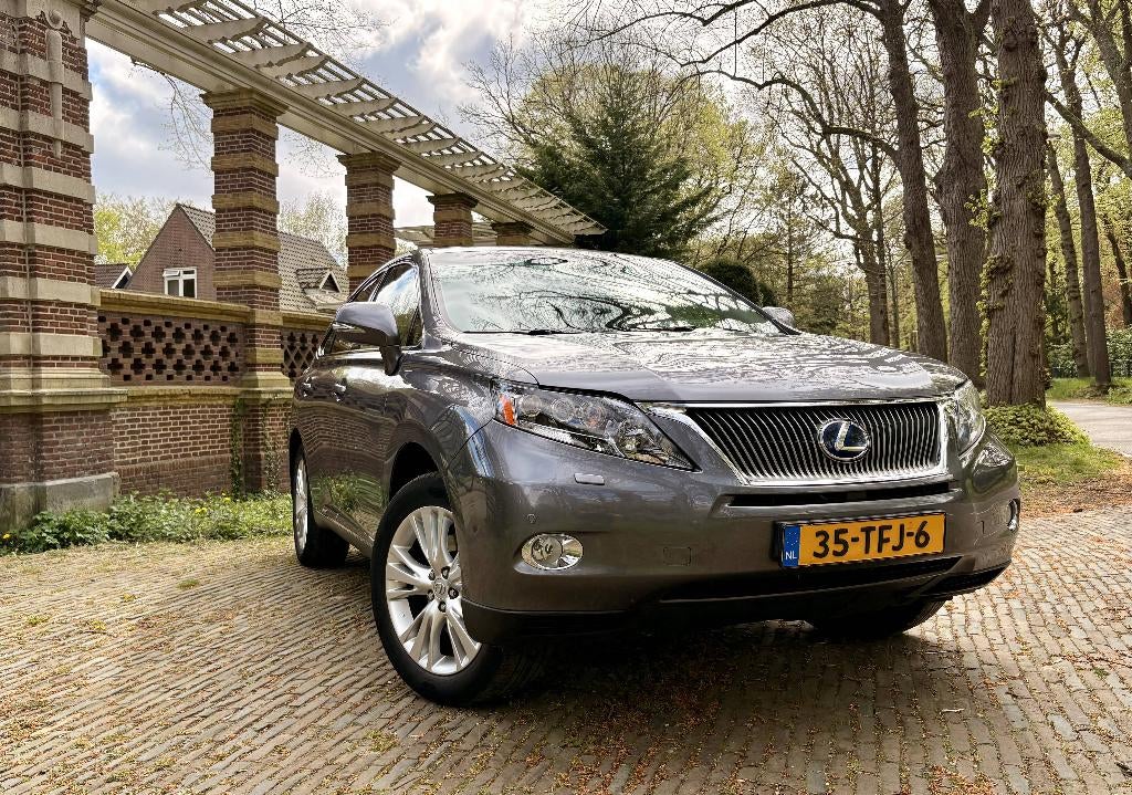Lexus RX 450H 2012 Nebula Grey - Full Dealer History, 249 pk, 138 €/maand, RX(-H), SUV of Terreinwagen