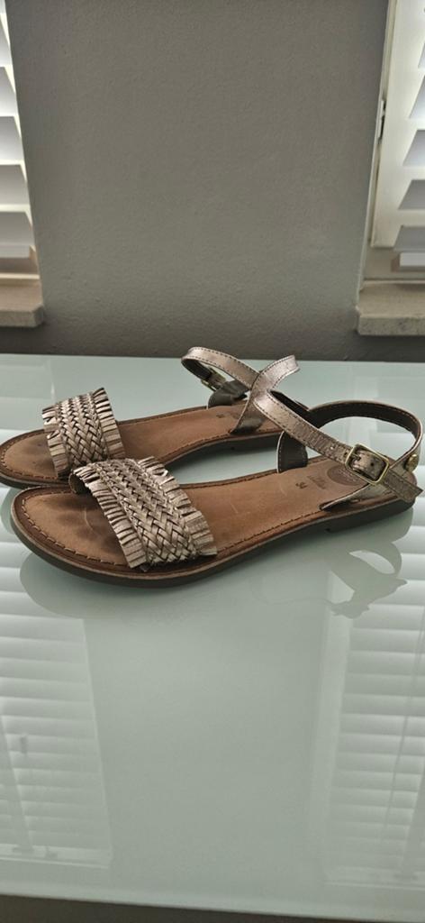 Gioseppo leren sandalen maat 34, Ophalen of Verzenden, Zo goed als nieuw, Meisje, Overige typen