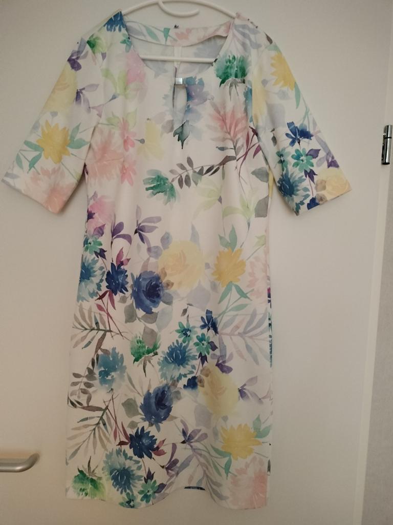 Prachtige gebloemde jurk met jasje - Maat L, Kleding | Dames, Ophalen, Zo goed als nieuw, Maat 38/40 (M)