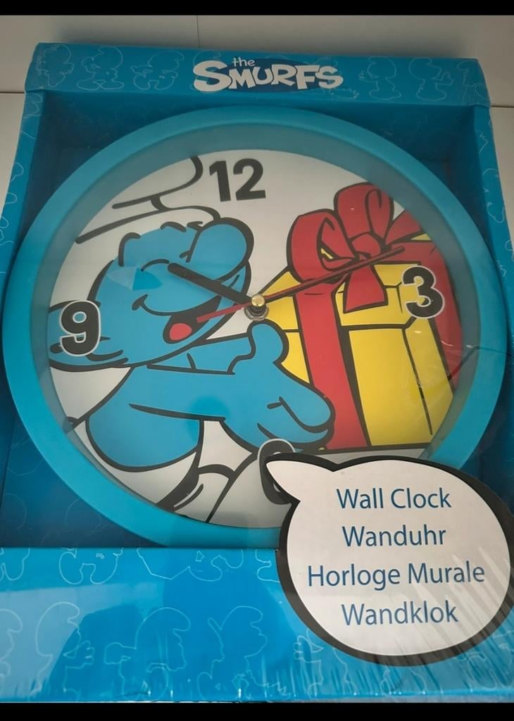 Nieuwe Smurfen Wandklok (2011) Geseald in verpakking Uniek, Ophalen of Verzenden, Nieuw, Verschillende Smurfen, Gebruiksvoorwerp