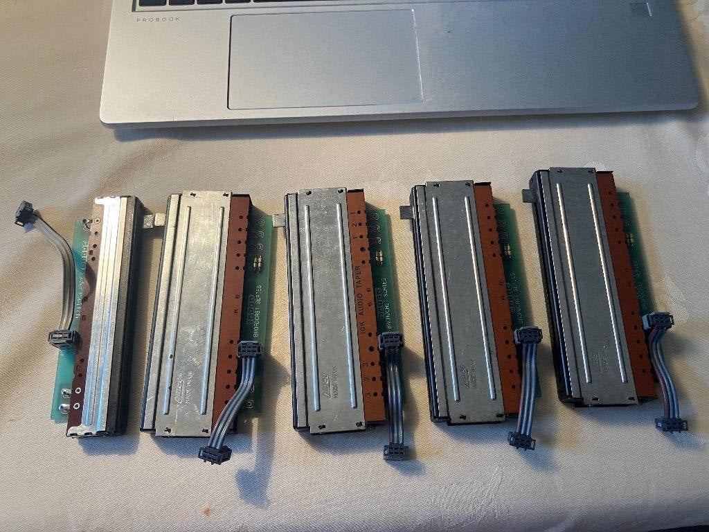 5x Dateq BCS fader, Muziek en Instrumenten, Ophalen of Verzenden, Gebruikt