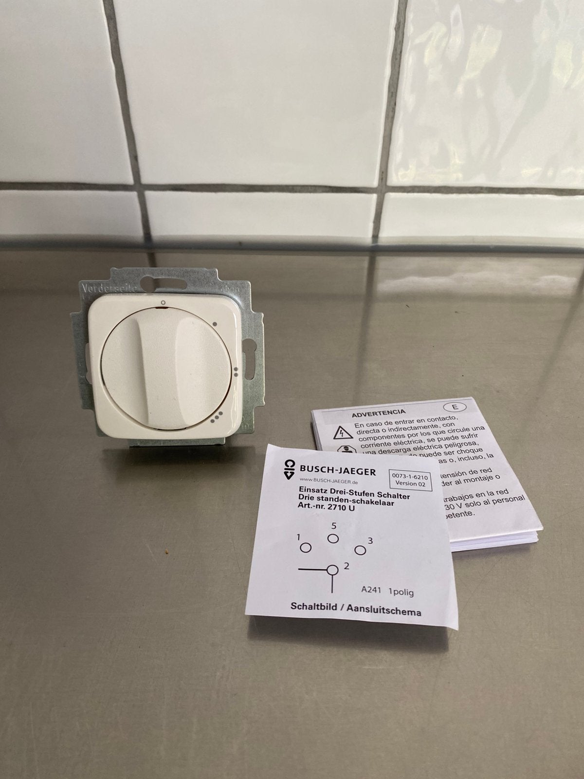 Ventilator draaiknop 3 standen, Doe-het-zelf en Verbouw, Ophalen of Verzenden, Zo goed als nieuw, Stekker