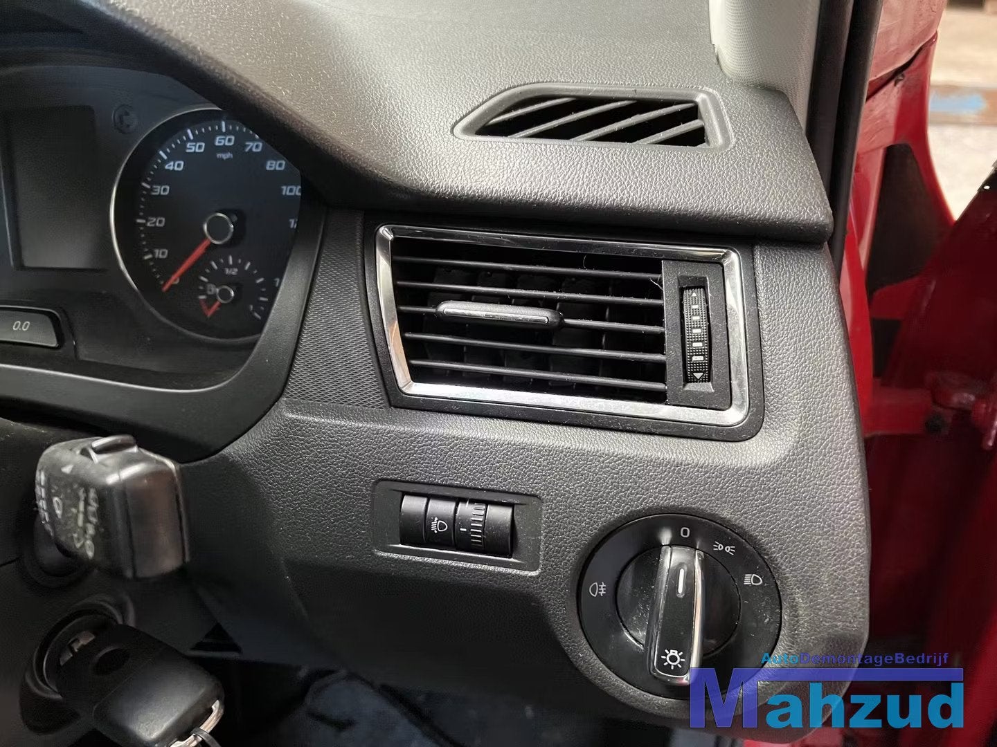 SEAT TOLEDO 4 licht schakelaar 2012-2019, Auto-onderdelen, Dashboard en Schakelaars, Gebruikt, Autovia A-2, Km 585 585
08760  Martorell, ES