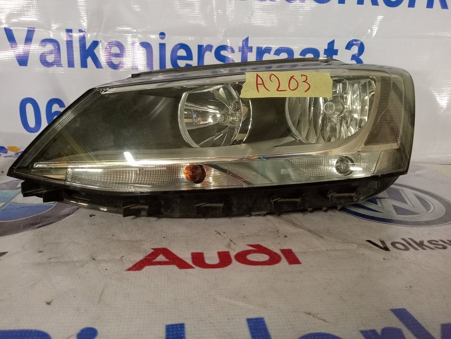 Volkswagen Jetta Koplamp Halogeen rechts 5C7941005A, Gebruikt, -, Volkswagen, -