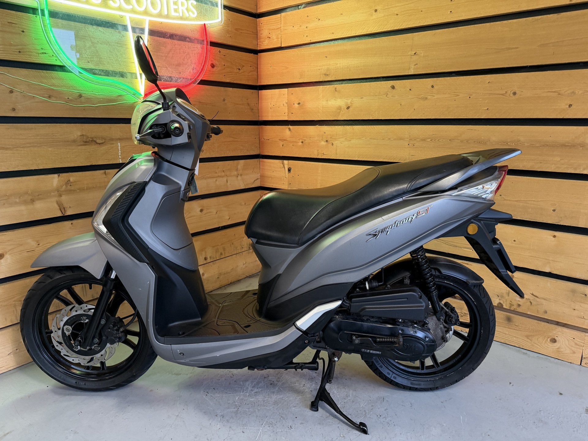 SYM Bromscooter Symphony ST (bj 2019), Fietsen en Brommers, Brommers | Overige merken, Gebruikt