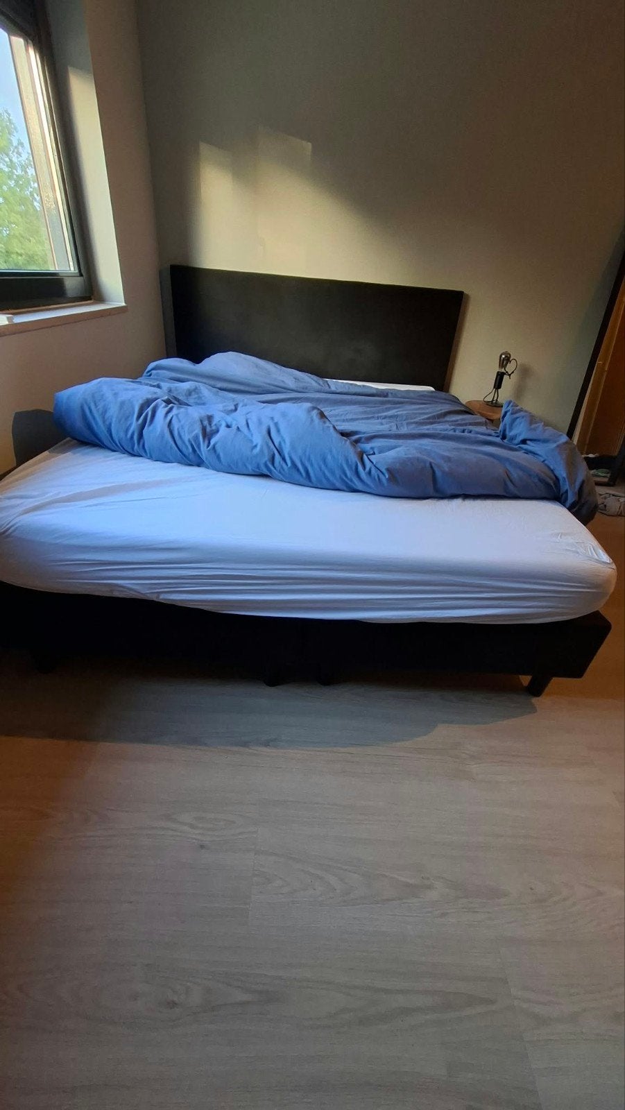 Boxspring 180x200 cm - In goede staat, gratis af te halen, Ophalen, Zwart, Tweepersoons, Zo goed als nieuw