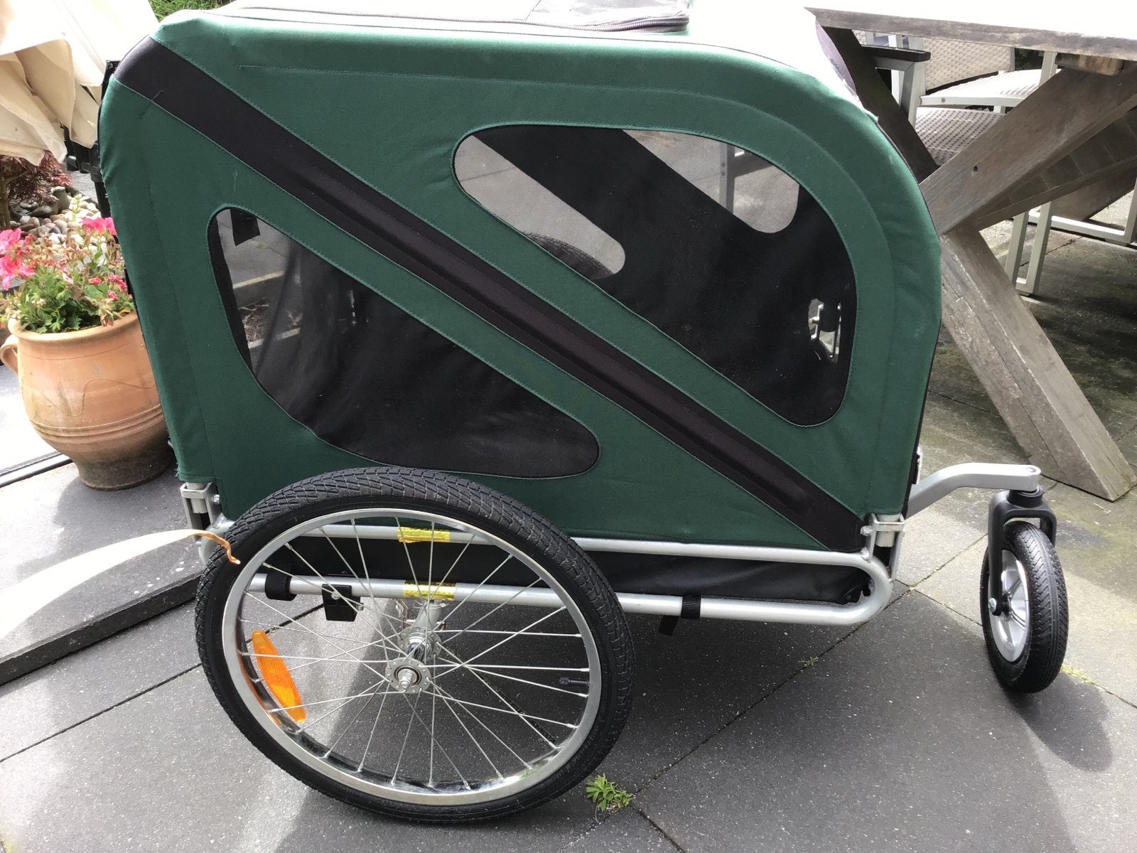 DoggyRide Hondenfietskar - Groen-zgst, Ophalen, Opvouwbaar, 20 tot 40 kg, Zo goed als nieuw