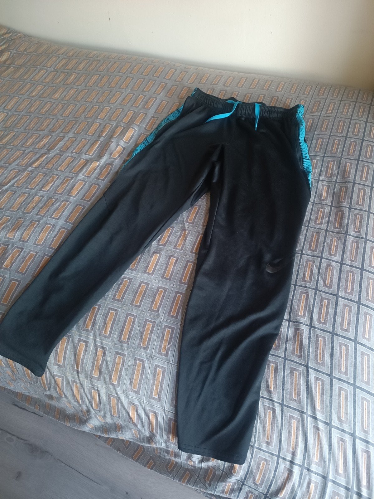 Nike Dri-FIT Trainingsbroek Zwart/Blauw Maat M, Maat 48/50 (M), Zwart, Nike, Ophalen of Verzenden