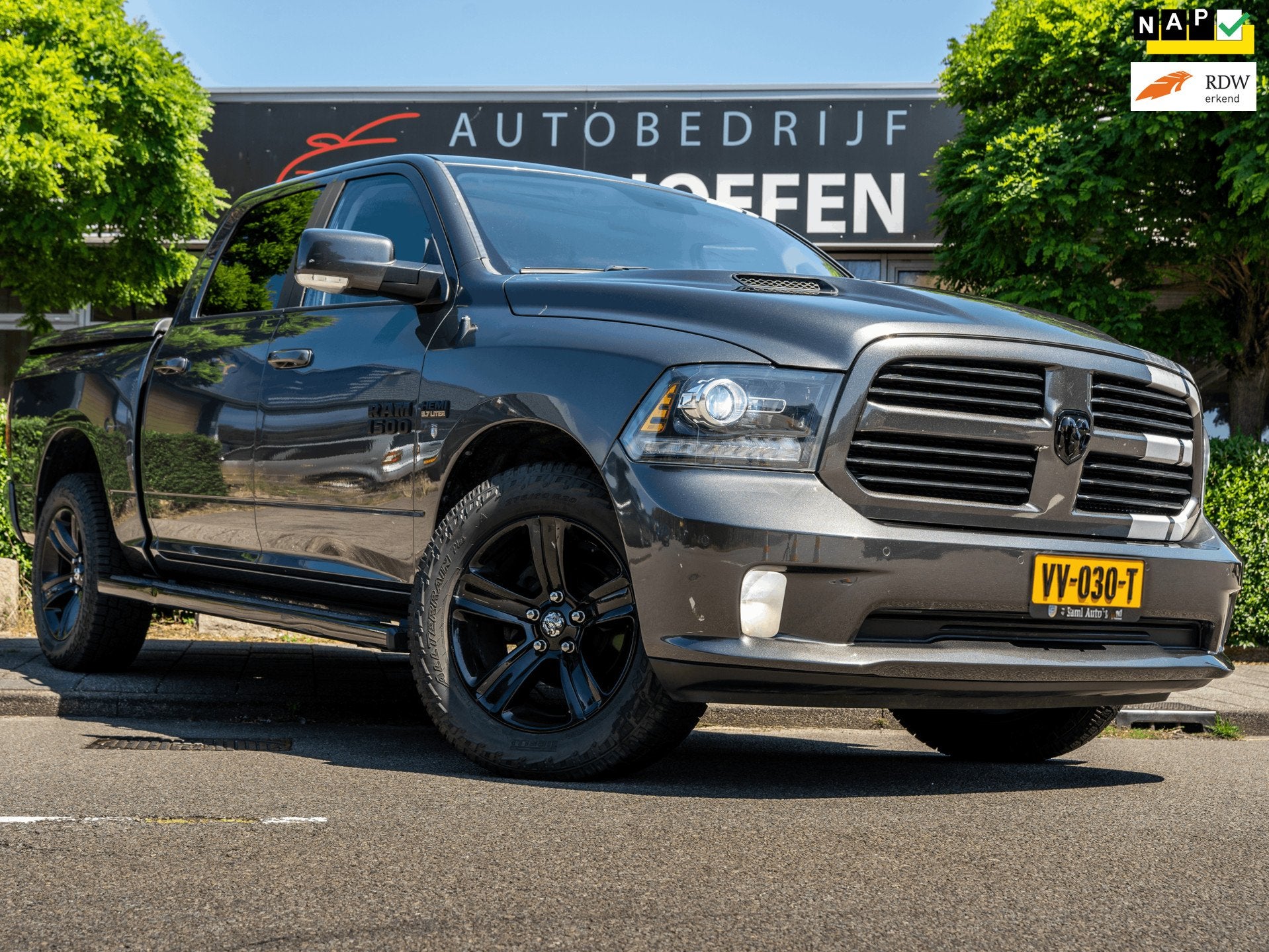 Dodge Ram 1500 5.7 V8 CREW CAB 6'4 | PANORAMADAK | PARKEERCA, Auto's, Automaat, Achterwielaandrijving, Gebruikt, 5654 cc