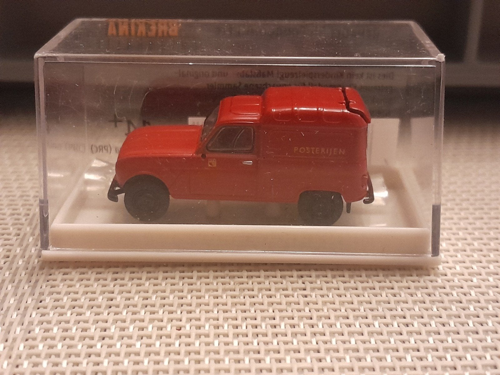 Brekina Renault R4 Fourgonnette PTT Postmodel, Hobby en Vrije tijd, Ophalen of Verzenden