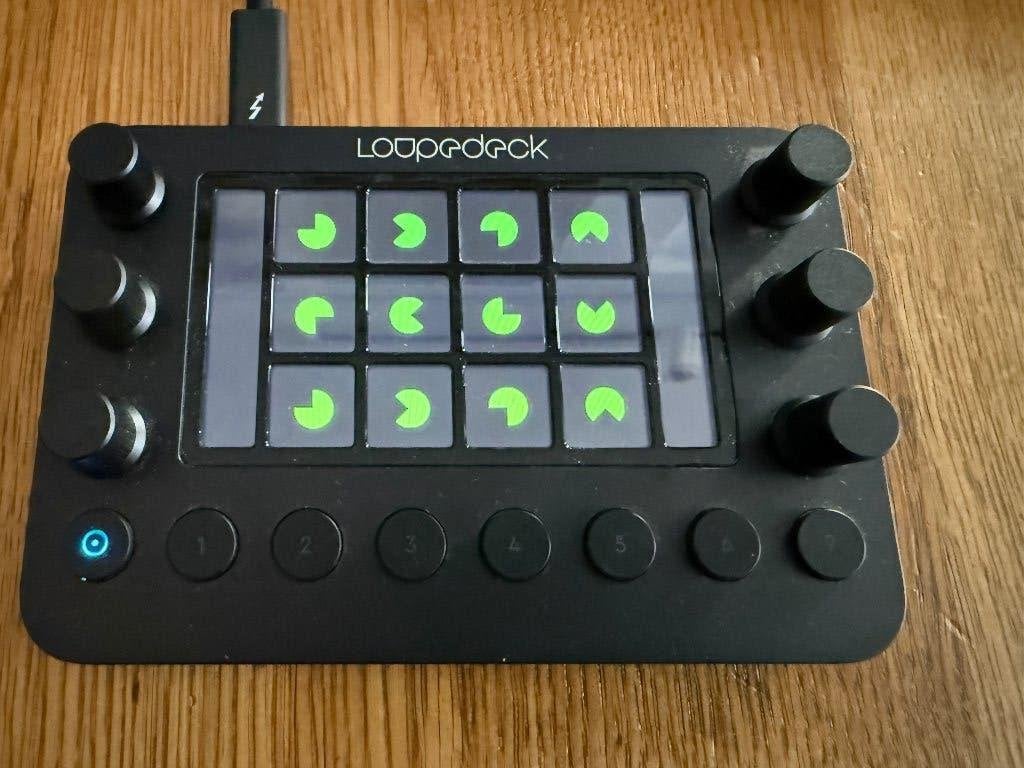 Loupedeck Live - Creatieve Console voor Content Creators, Computers en Software, Toetsenborden, Ophalen of Verzenden, Loupedeck