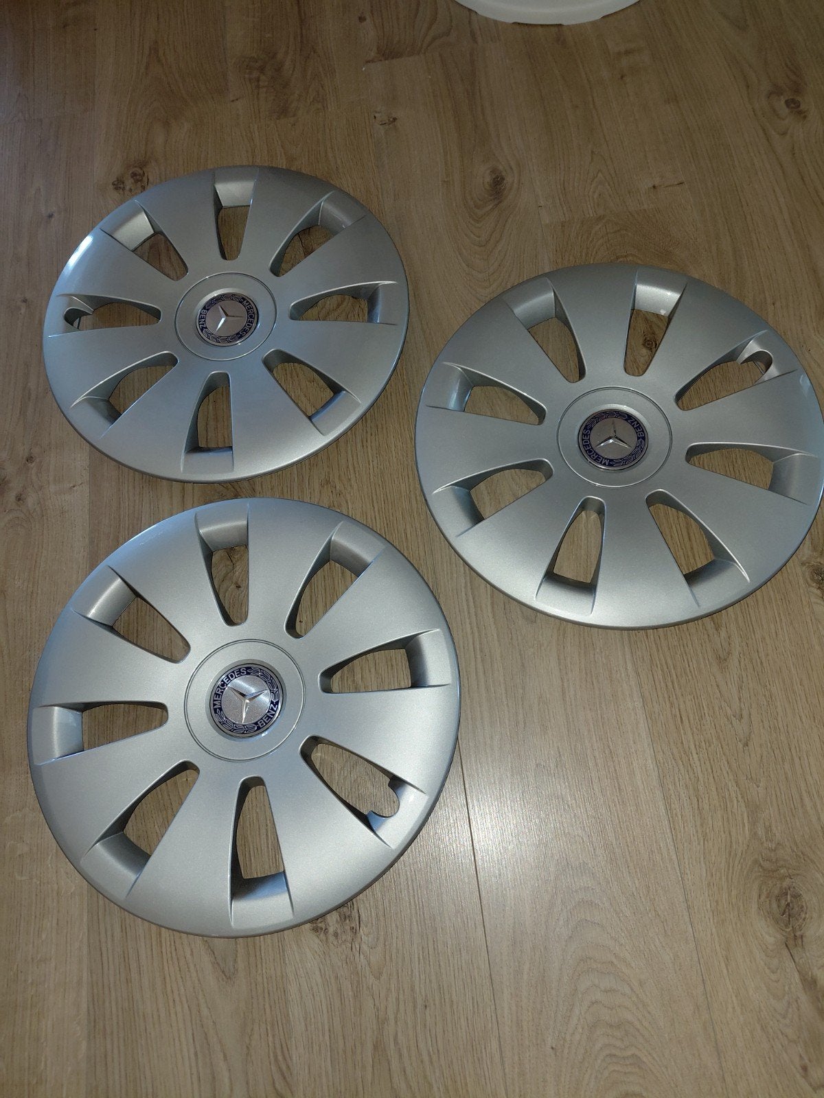 Mercedes Benz wieldoppen 16 inch, Ophalen of Verzenden, Zo goed als nieuw