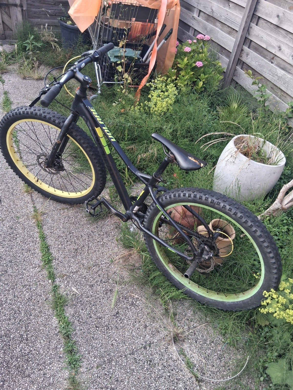 Volare Fatbike - Zwart met gele velgen, Ophalen of Verzenden, Gebruikt, Schijfrem, Overige merken