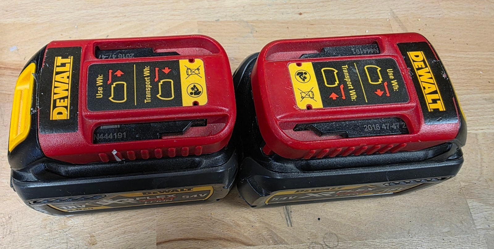 DeWalt XR Flexvolt 54V/18V 6.0Ah Accu's (2 stuks), Ophalen of Verzenden, Gebruikt, Overige merken, Overige typen