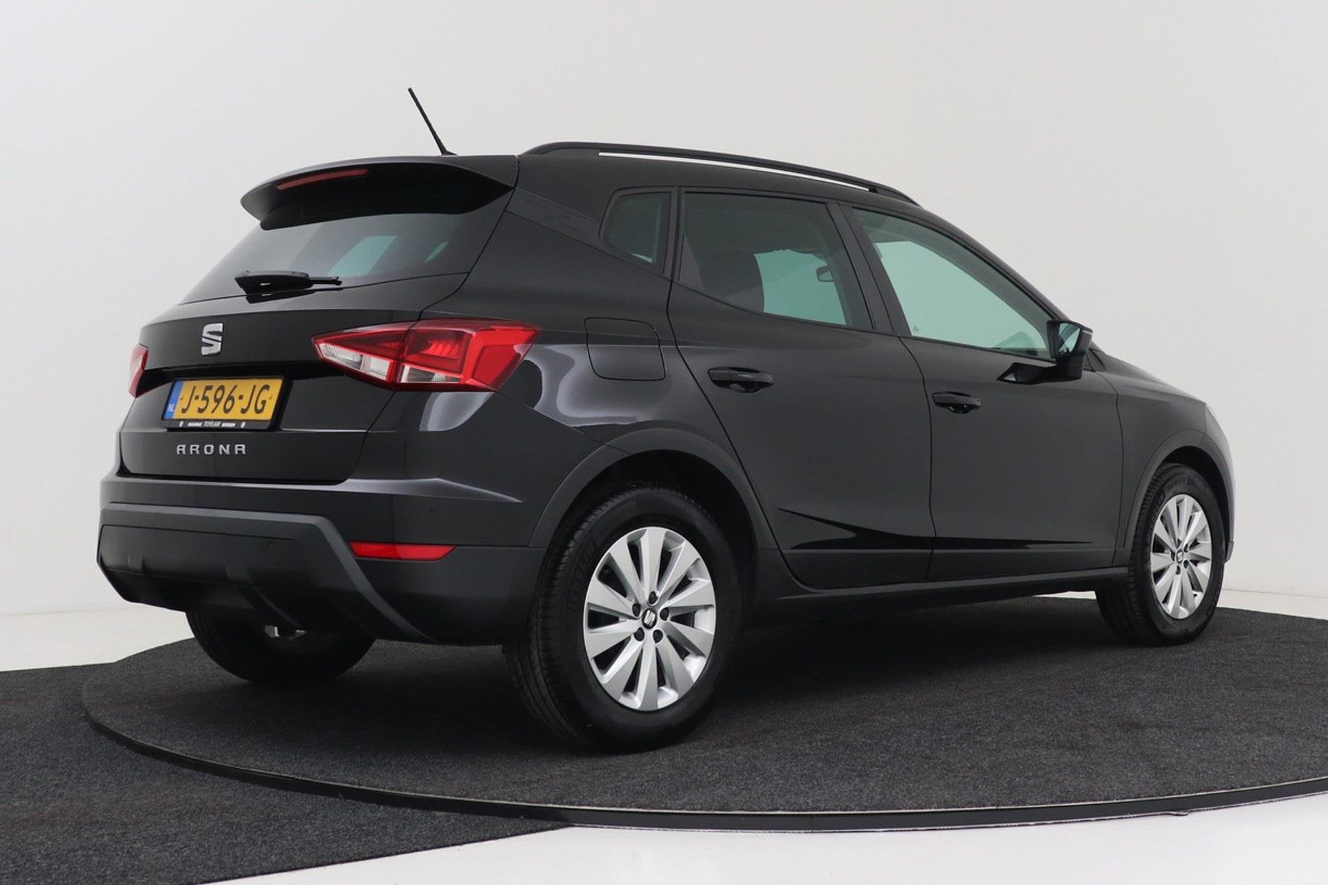 Seat Arona 1.0 TSI Style | CarPlay | Climate Control | Parke, Auto's, Voorwielaandrijving, Gebruikt, 95 pk, Bedrijf