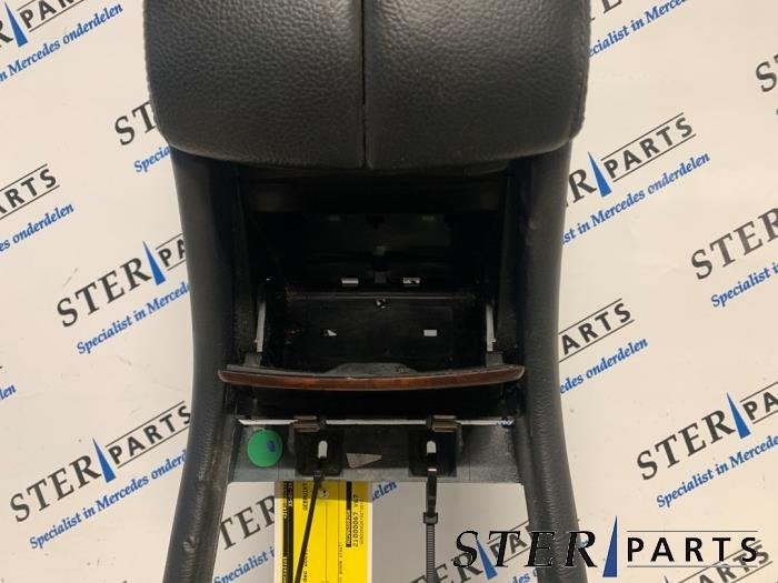 Middenconsoles van een Mercedes S-Klasse, Gebruikt, -, Ophalen of Verzenden, -