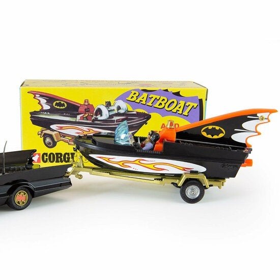 CORGI | BATBOAT MET TRAILER EN BATMAN EN ROBIN CLASSIC  1:46, Verzenden, Nieuw, Auto, Corgi
