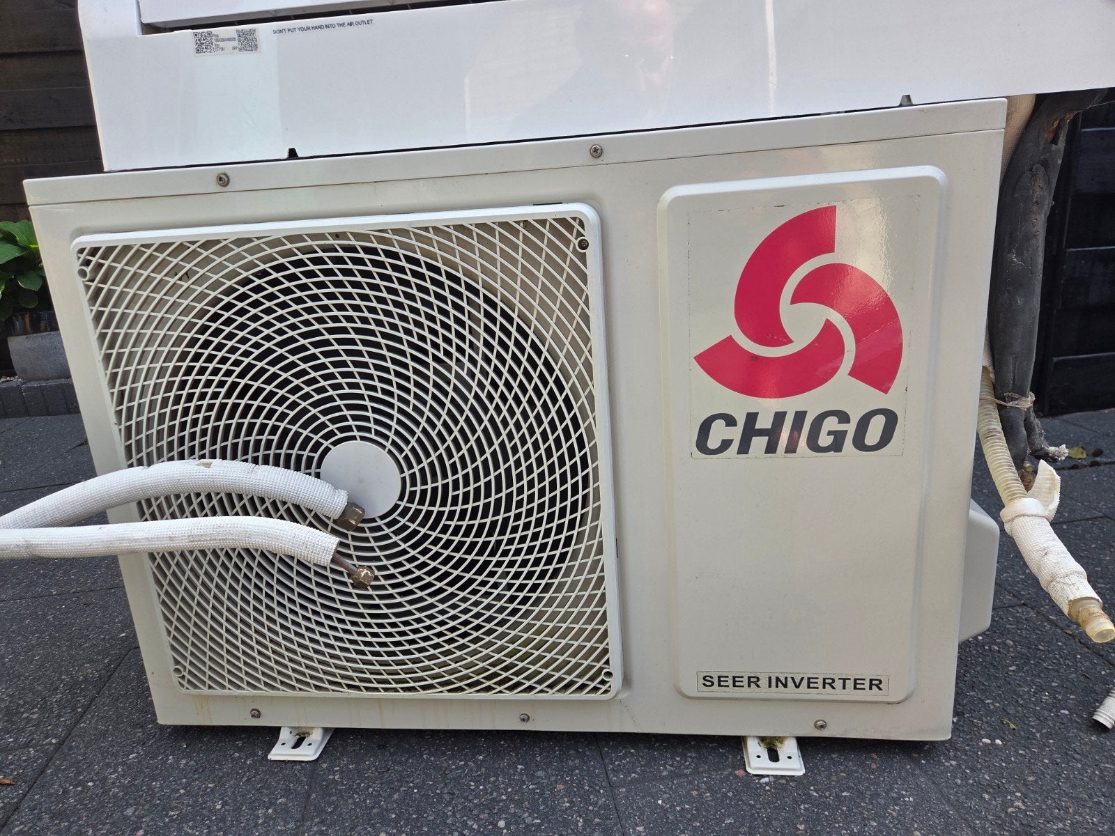 Chigo CS-51V3G-1D169AE2-W3 Wandairco met buitenunit, Ophalen, 3 snelheden of meer, Energieklasse A of zuiniger, Gebruikt