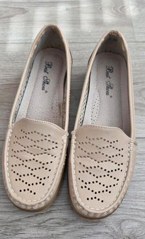 Best Shoes beige loafers instappers maat 38, Best Shoes, Ophalen of Verzenden, Zo goed als nieuw, Instappers