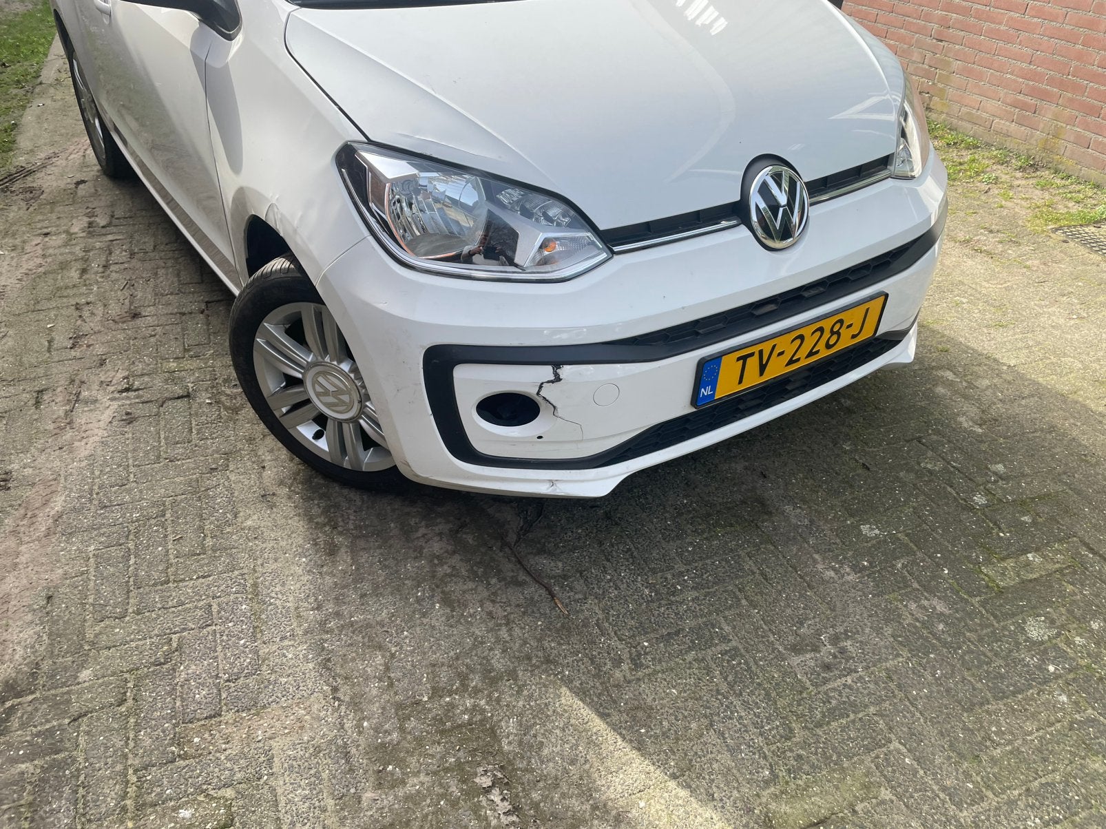 Vw high up bj 2018 lichte rv schade, Ophalen, Benzine