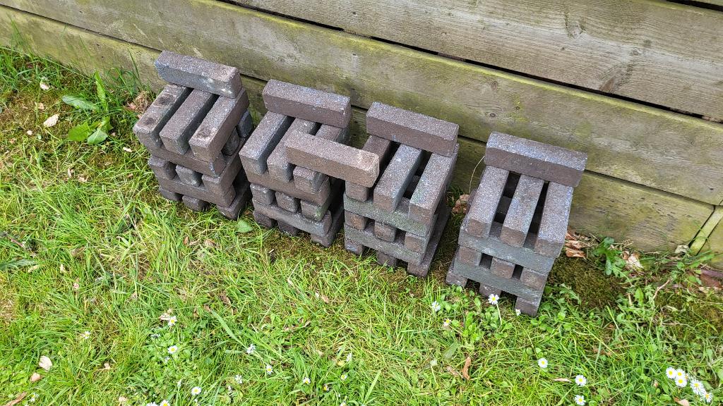 Gratis Waaltjes (antractiet) - 65 stuks - 0.6 m2, Tuin en Terras, Ophalen, Gebruikt, Klinkers, Minder dan 5 m²