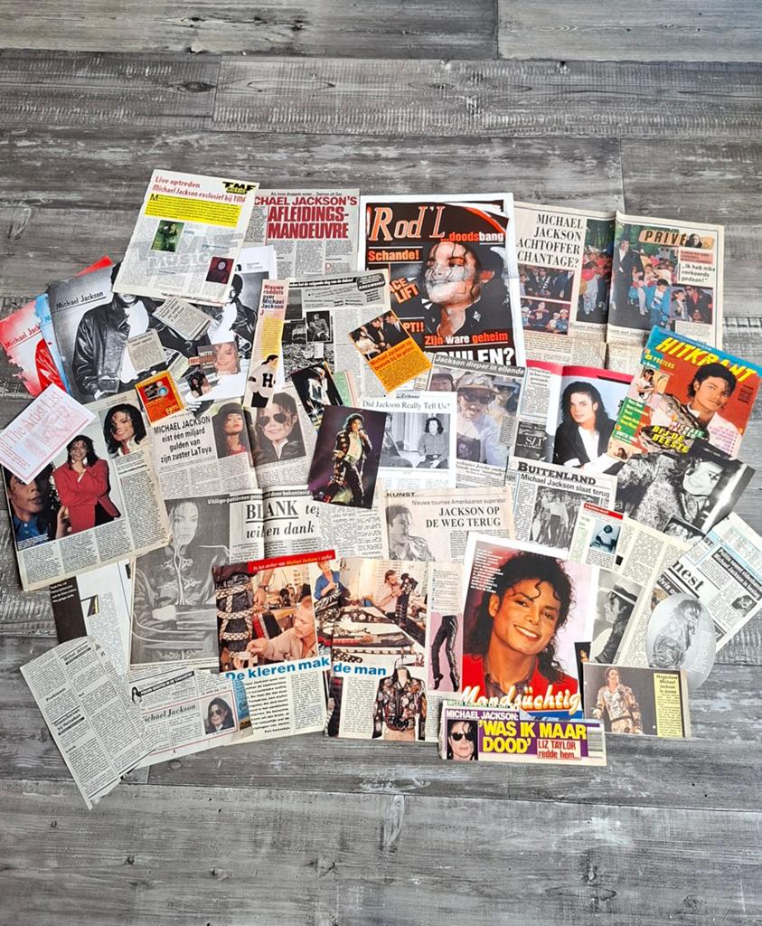 Michael Jackson krantenknipsels, Verzamelen, Ophalen of Verzenden, Boek, Tijdschrift of Artikel