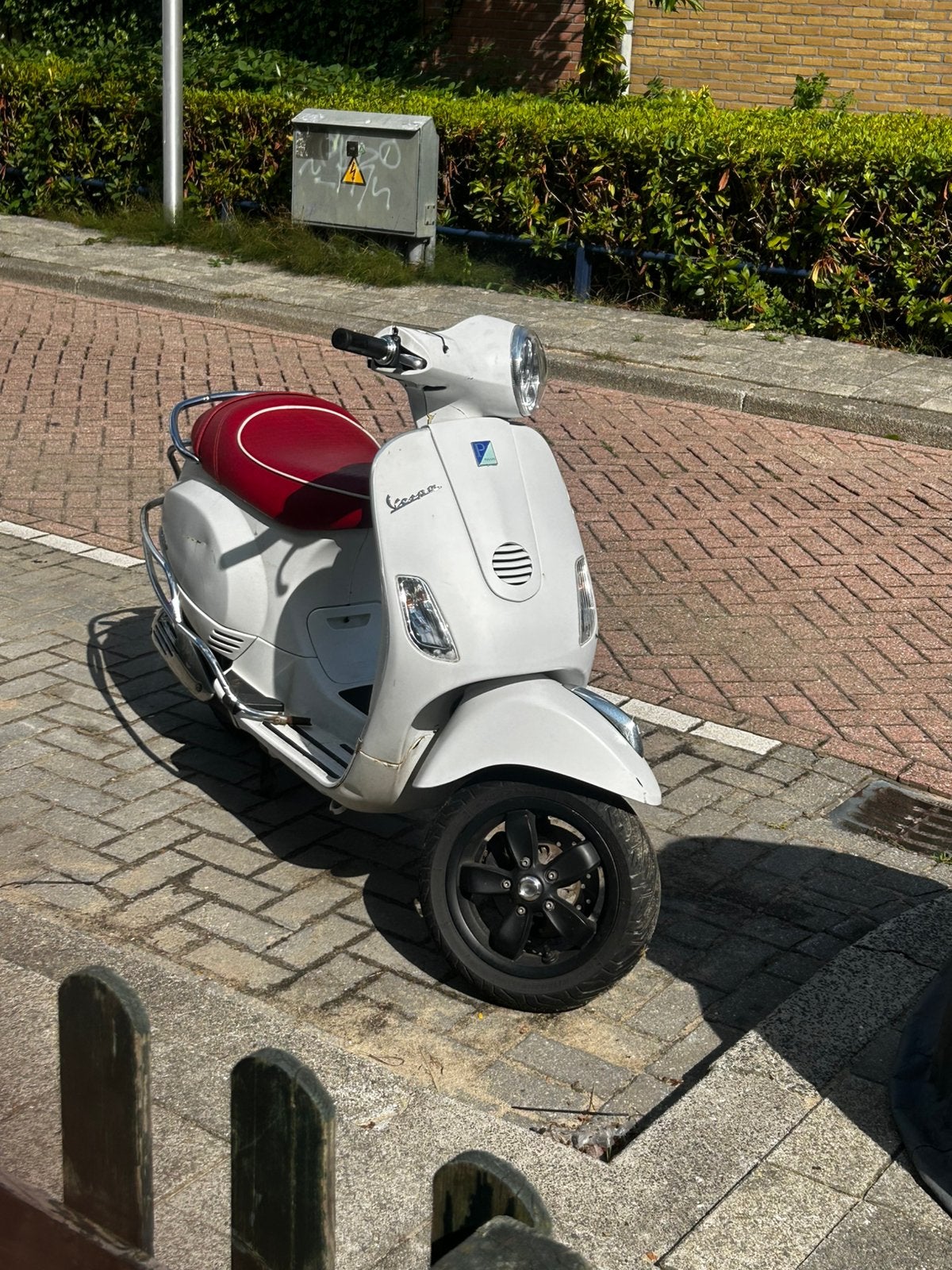 Piaggio Vespa lx 50cc 4t brom alarm, Ophalen of Verzenden, Zo goed als nieuw, Benzine, Vespa LX