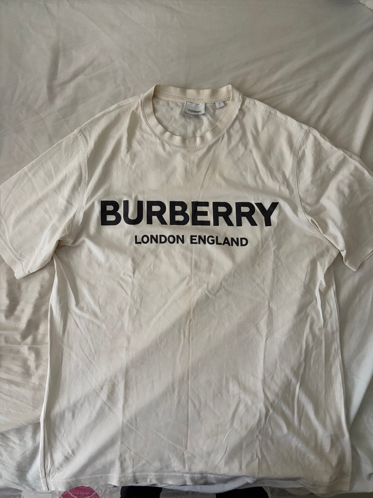 Burberry T-shirt met logo - Crème, Kleding | Heren, T-shirts, Ophalen of Verzenden, Gedragen, Maat 46 (S) of kleiner, Wit