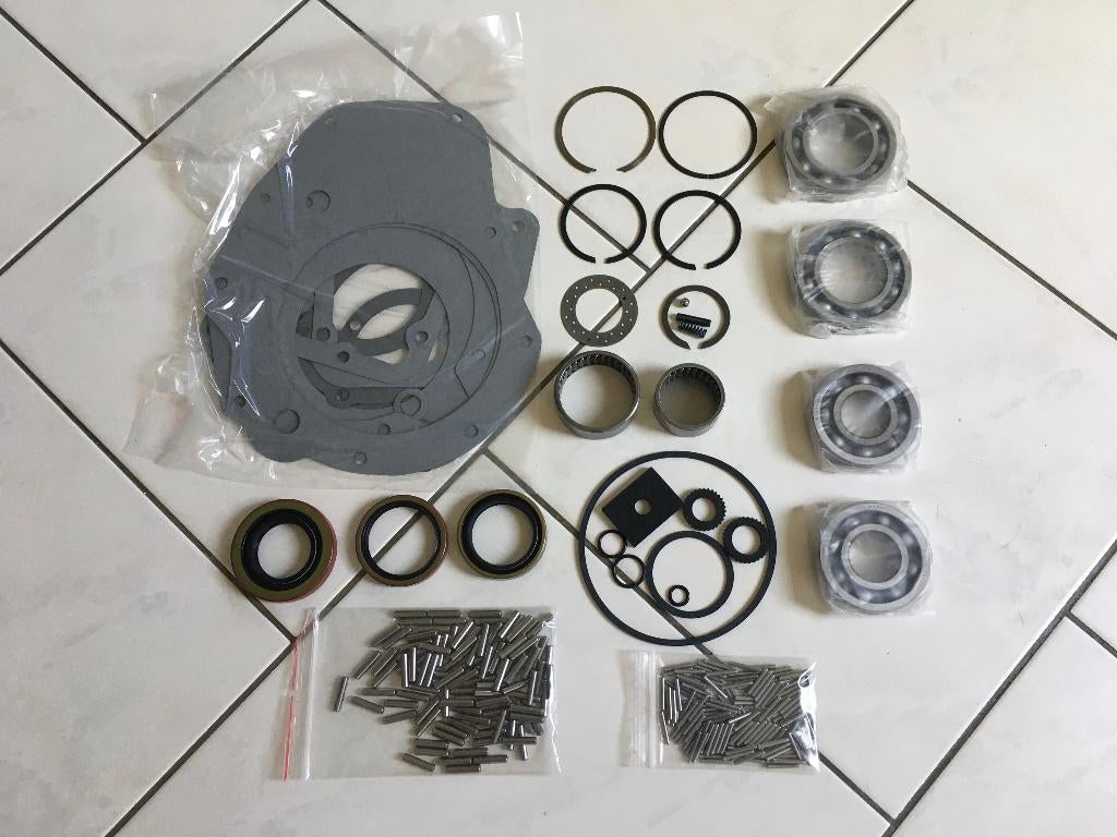 Te koop revisie set tussenbak np203 dodge w200, Ophalen of Verzenden