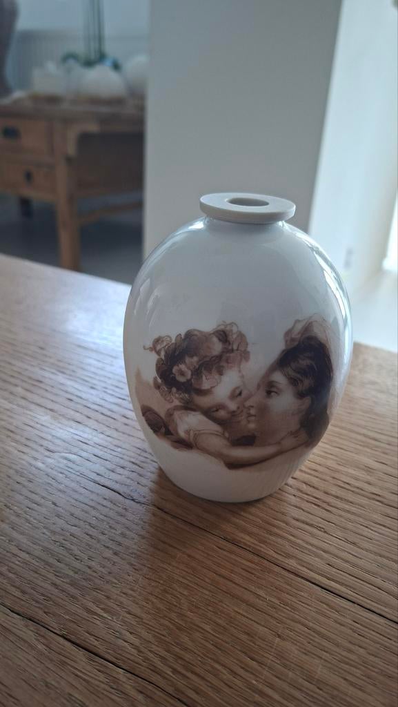 Porseleinen vaasje Limoges France, Antiek en Kunst, Antiek | Vazen, Ophalen of Verzenden