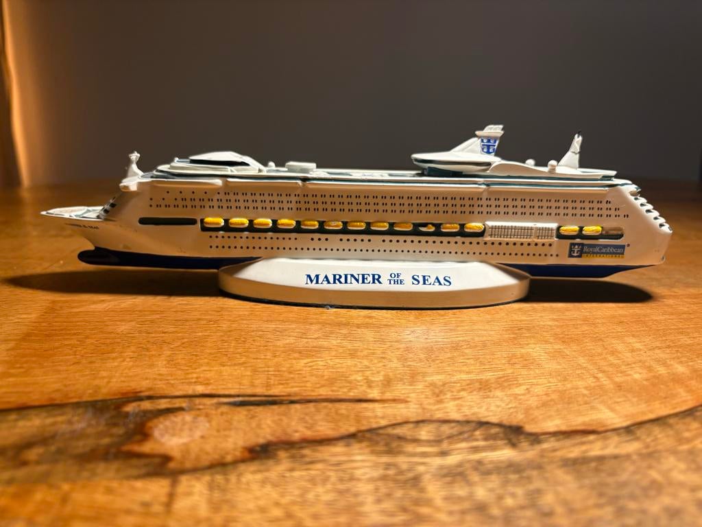 Royal Caribbean Mariner of the Seas schaalmodel, Ophalen of Verzenden, Zo goed als nieuw, Schaalmodel