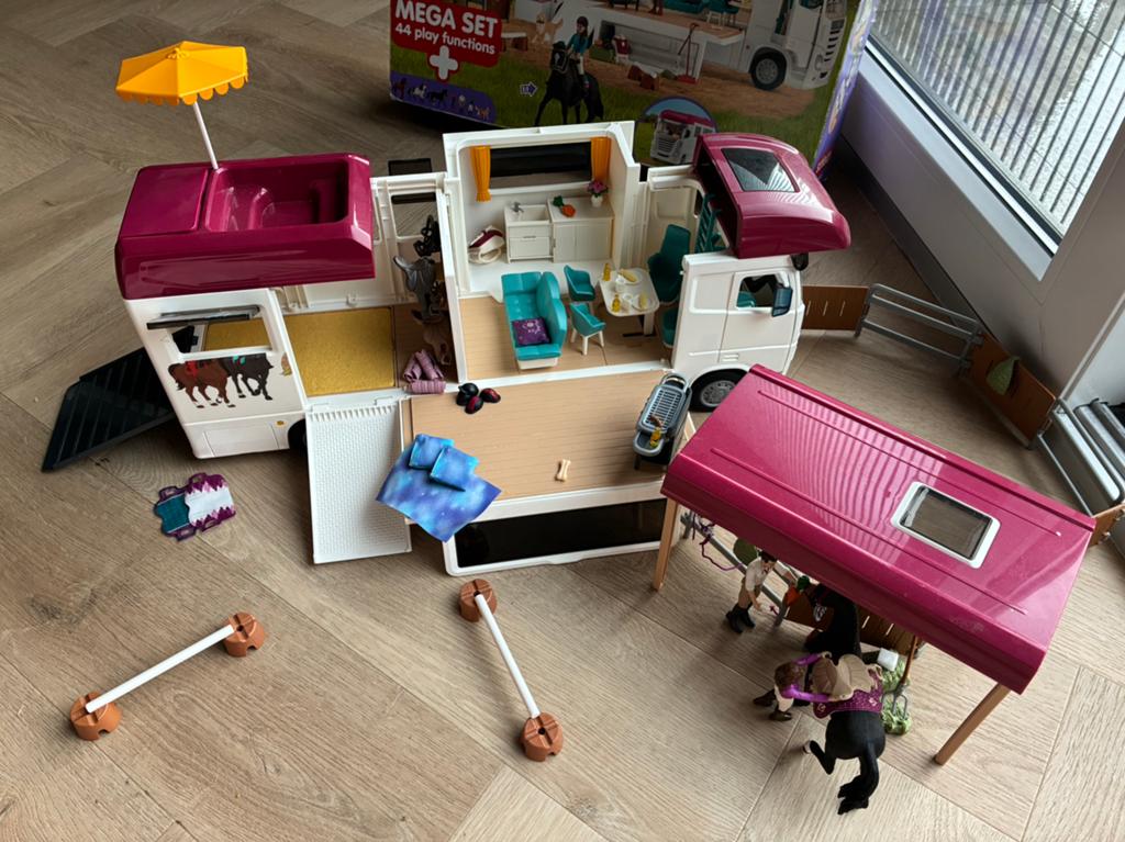Schleich Horse Club paardenvrachtwagen, Ophalen of Verzenden, Zo goed als nieuw