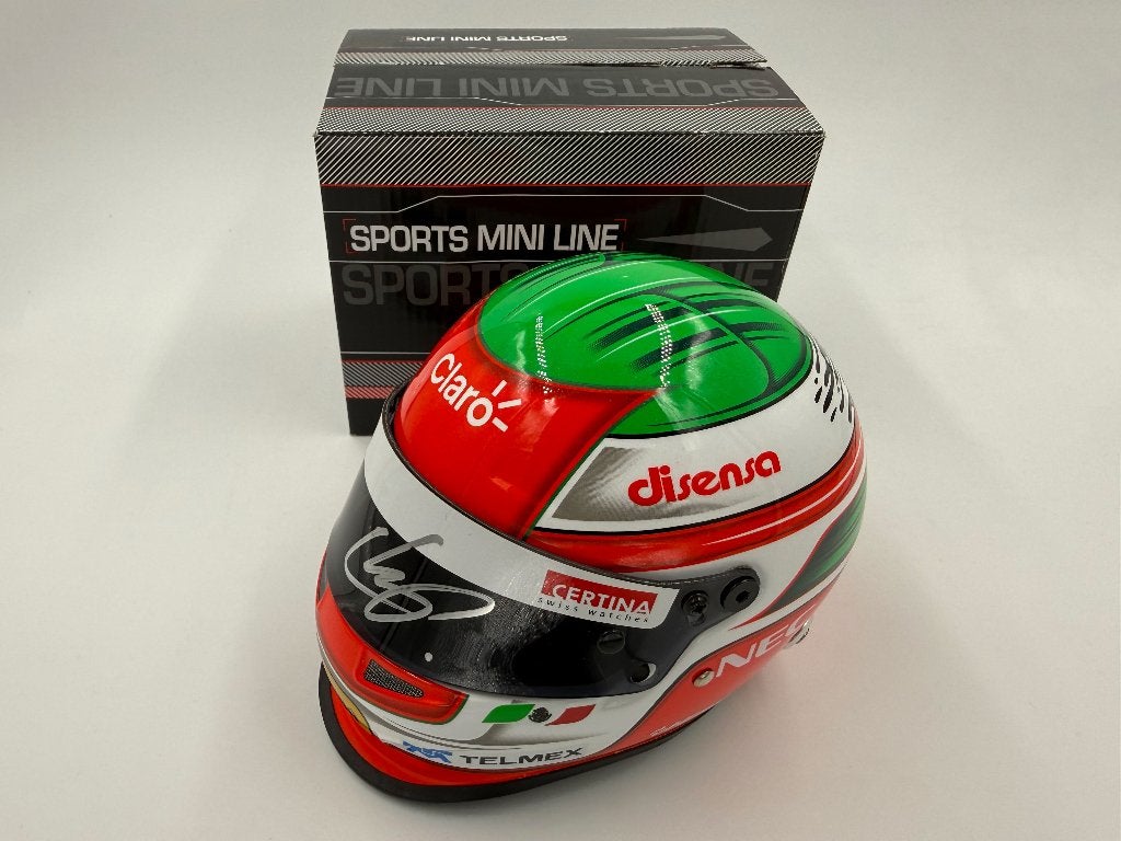 1/2 helm helmet F1 Perez 2011 (Sauber) signed, Ophalen of Verzenden, Formule 1