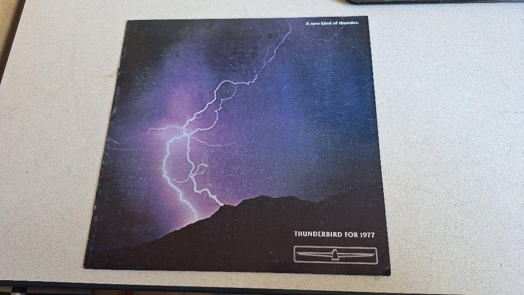 Ford Thunderbird 1977 brochure - usa, Gelezen, Ford, Ophalen of Verzenden, Ford Motor Company