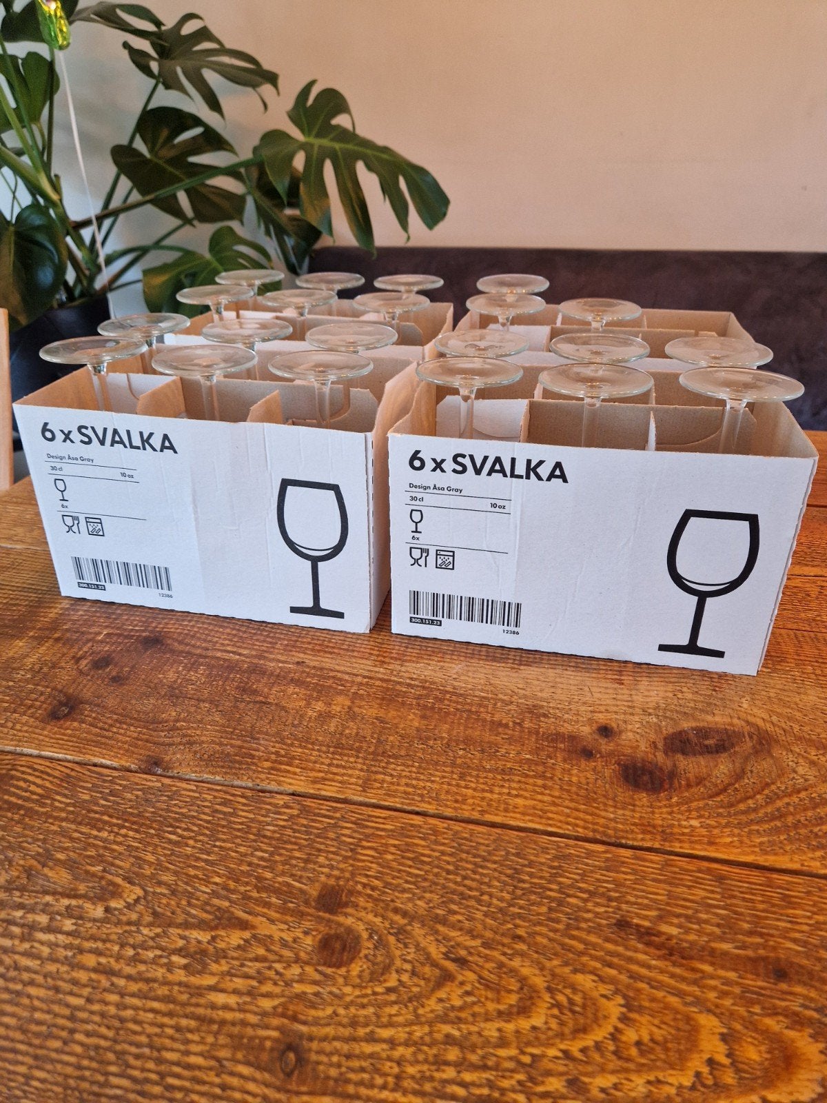 Set van 21 IKEA SVALKA wijnglazen (30 cl)Set van 21 IKEA SVA, Ophalen, Minder dan 20 cm, Zo goed als nieuw, Minder dan 5 m²