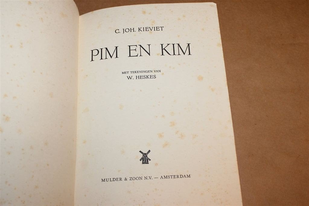 Pim en Kim — C. Joh Kieviet, Kinderboek Vintage ca. 1950, Ophalen of Verzenden, Gelezen