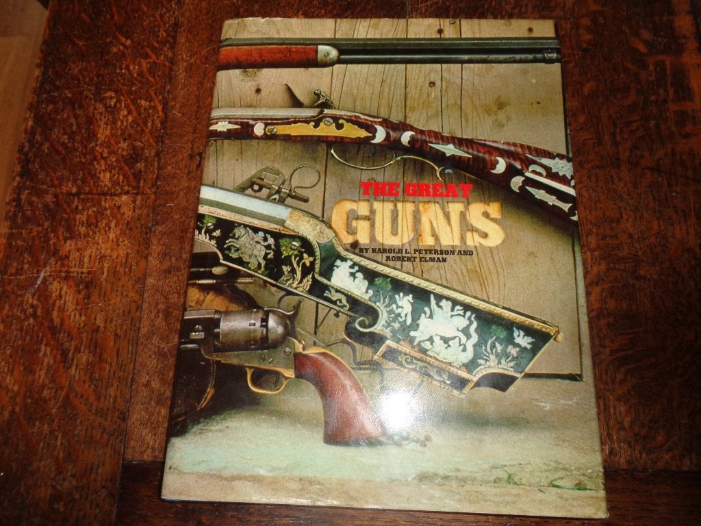 Boek wapens pistool  revolver geweer, Ophalen of Verzenden