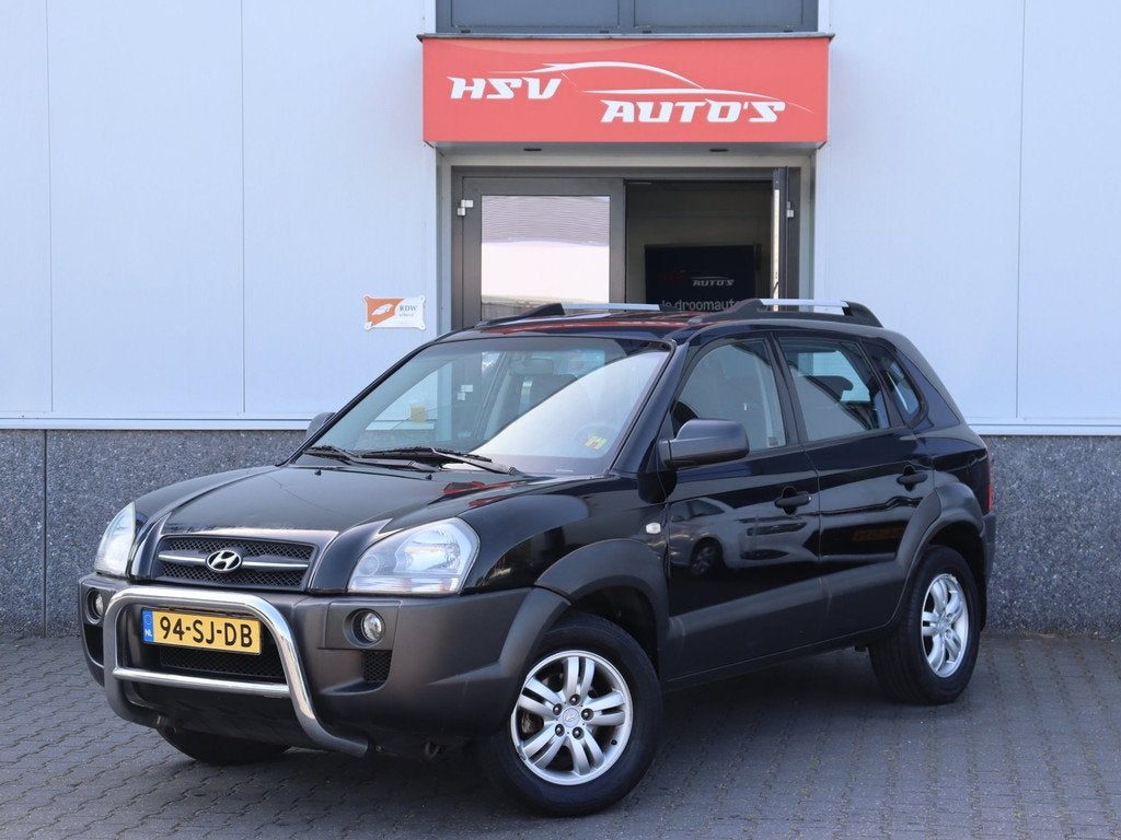 Hyundai Tucson 2.0i Active bulbar airco LM *132.000km*, Auto's, Hyundai, Gebruikt, 4 cilinders, Zwart, Origineel Nederlands