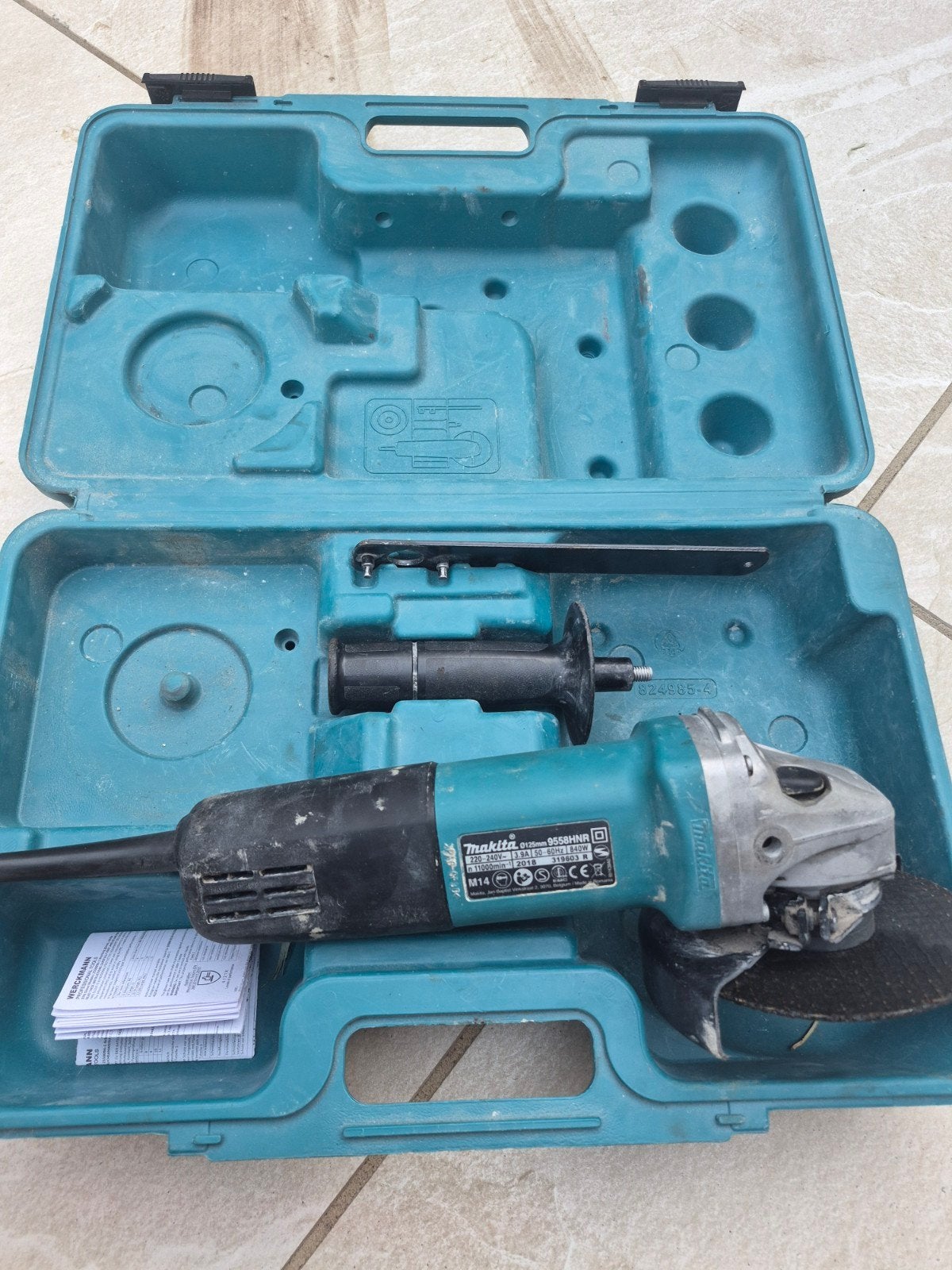 Makita haakse slijper 9558HNR, Ophalen of Verzenden, Gebruikt, Haakse handslijpmachine