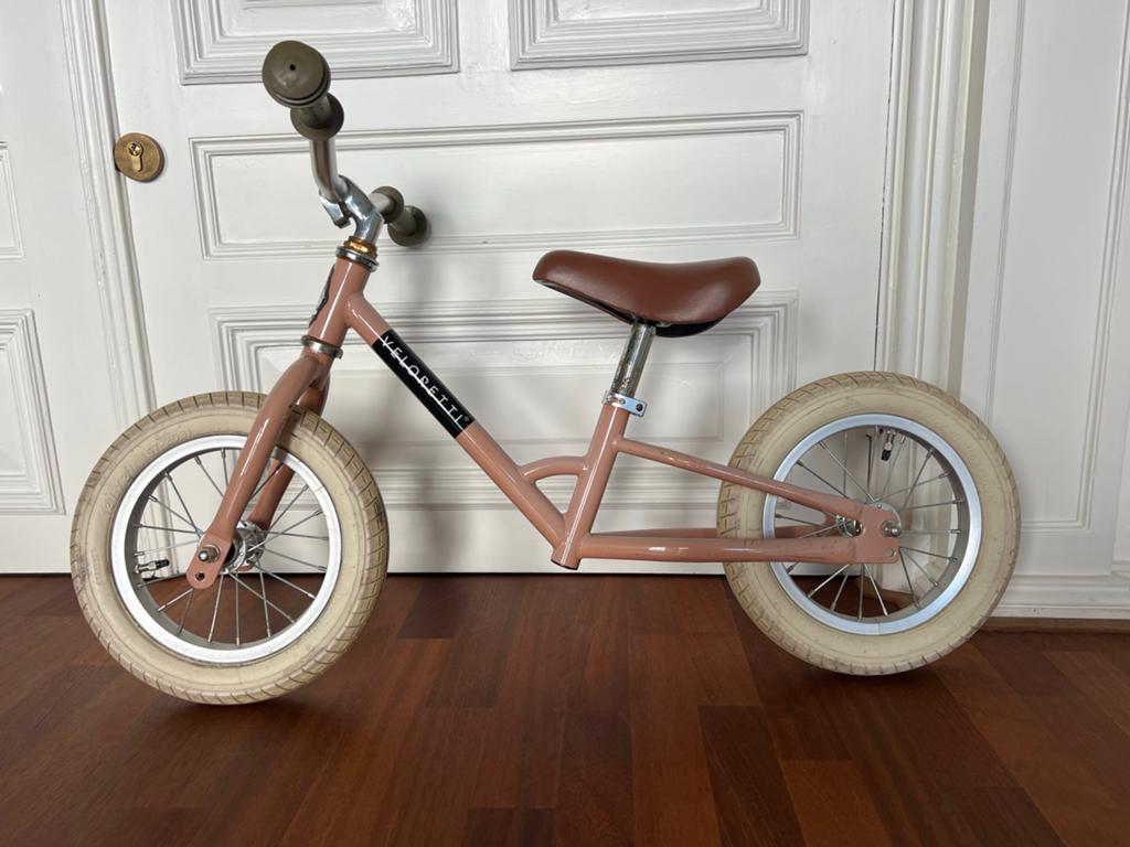 Veloretti loopfiets Blazing Salmon, Fietsen en Brommers, Fietsen | Kinderfietsjes, Gebruikt, Minder dan 16 inch, Ophalen