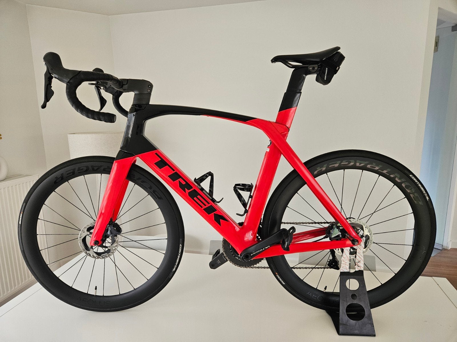 Trek Madone SL6 mt. 60 Ultegra, 28 inch, Carbon, Heren, Zo goed als nieuw
