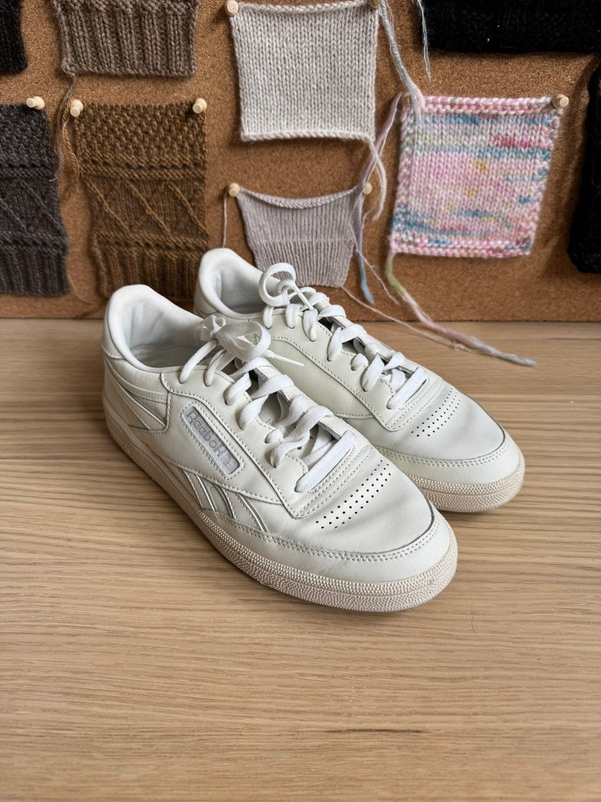 Reebok sneakers Club C 85 creme witte kleur maat 40, Ophalen, Wit, Sneakers of Gympen, Zo goed als nieuw